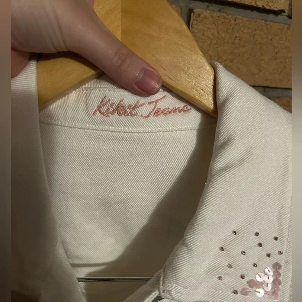 Kikit Jeans Jacket Womens Size Small White Floral Embroidered Cropped Denim
